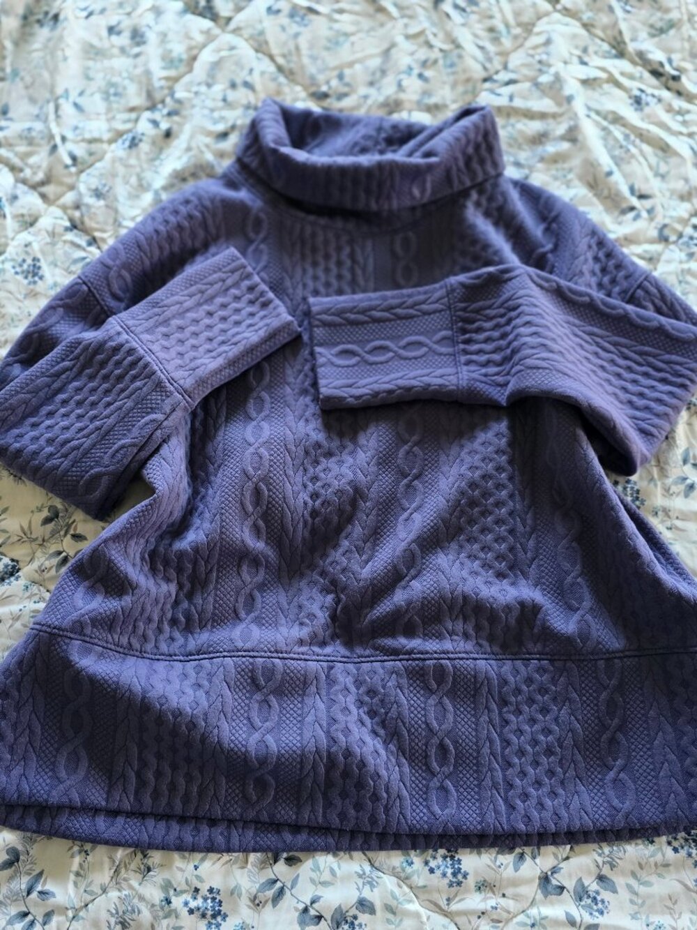 Nanette Lepore Play Quilted Cable Knit Turtleneck Top M